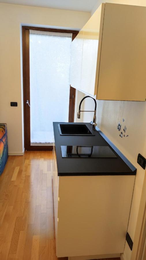 Casa Dolcitalia A Gardaland Con Piscina Lejlighed Ronchi  Eksteriør billede